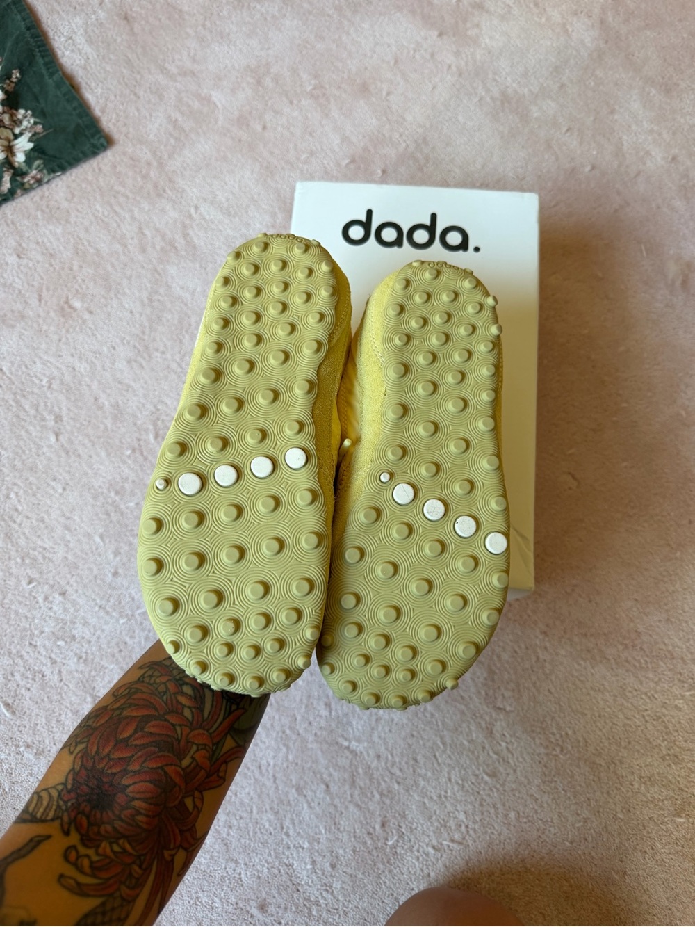 Dada Zero Sneakers in Yellow - Picture 4 of 4